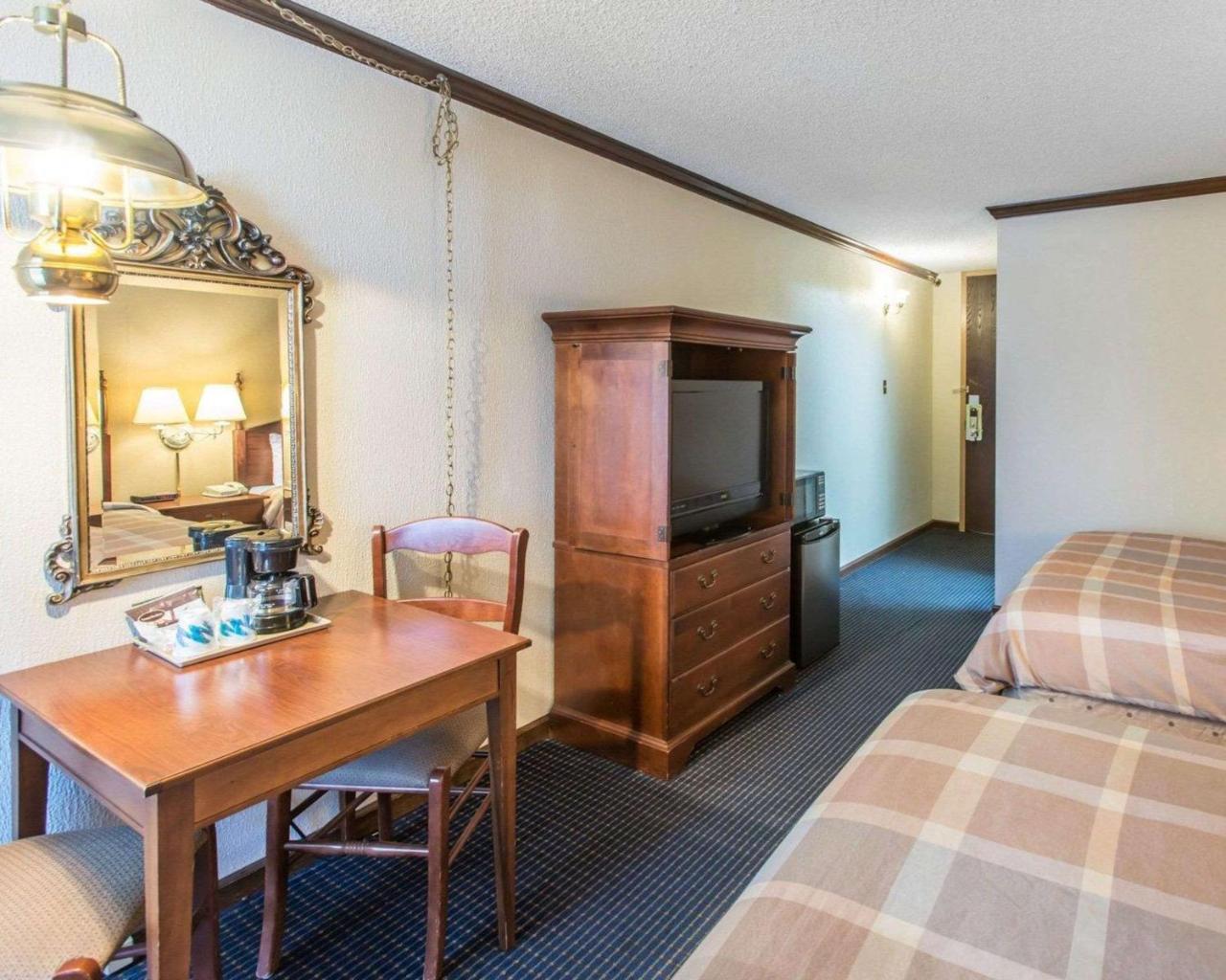 Rodeway Inn And Suites Boulder Broker Exteriér fotografie