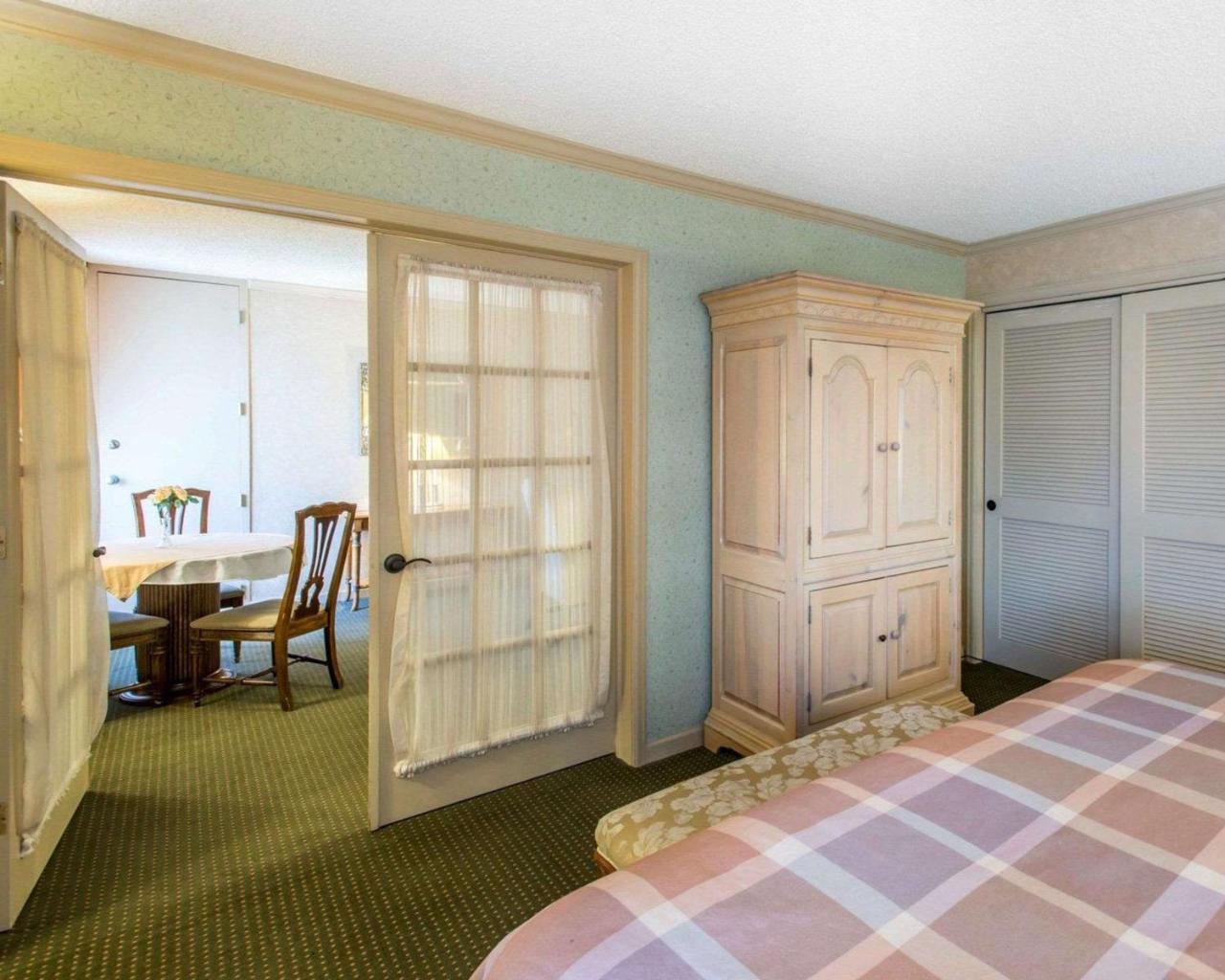 Rodeway Inn And Suites Boulder Broker Exteriér fotografie
